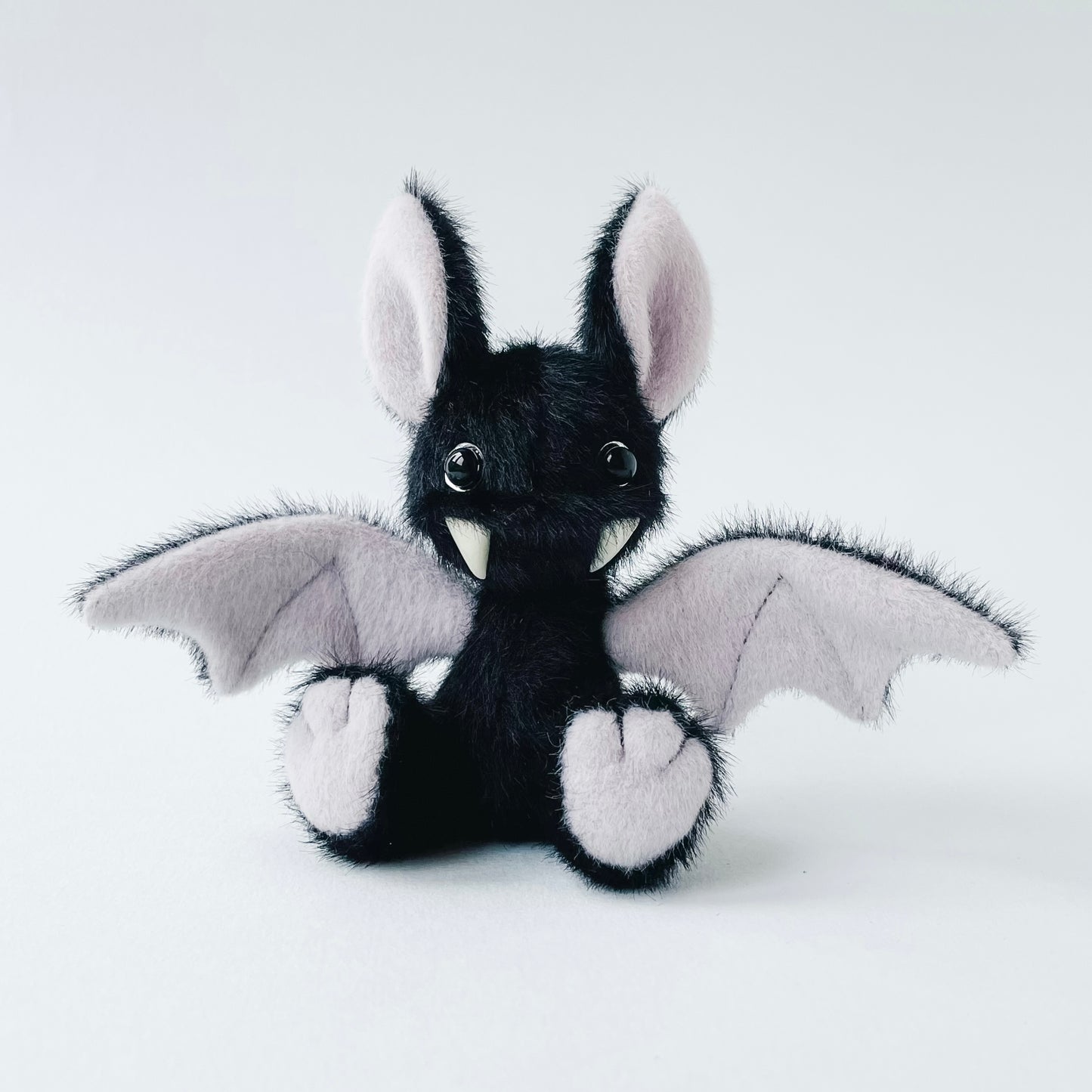 Mini bat teddy - gray and black